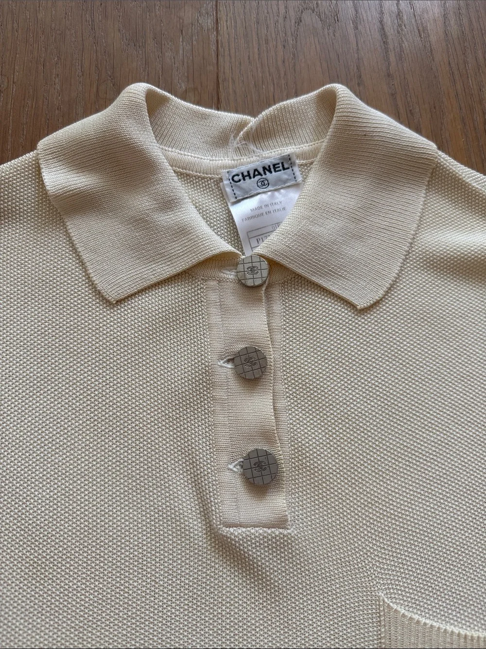 CHANEL authentic excellent